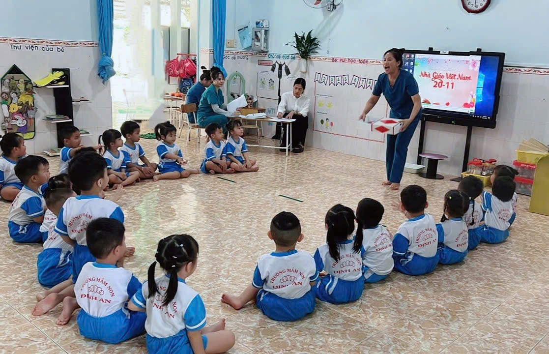 Thao giảng tháng 11/2025